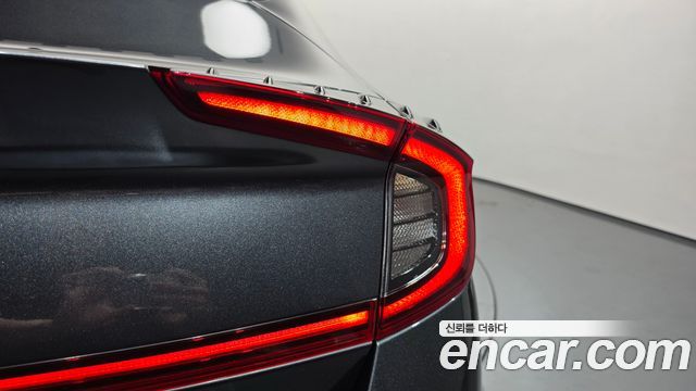 Hyundai Sonata (DN8) 2.0 Premium Plus 2022 — фото 29