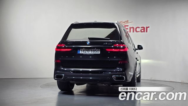 BMW X7 (G07) xDrive 40i M Sport 6STR 2025 — фото 4