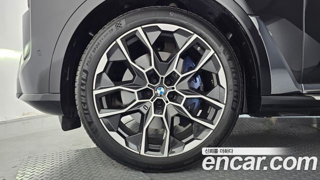 BMW X7 (G07) xDrive 40i M Sport 6STR 2025 — фото 5