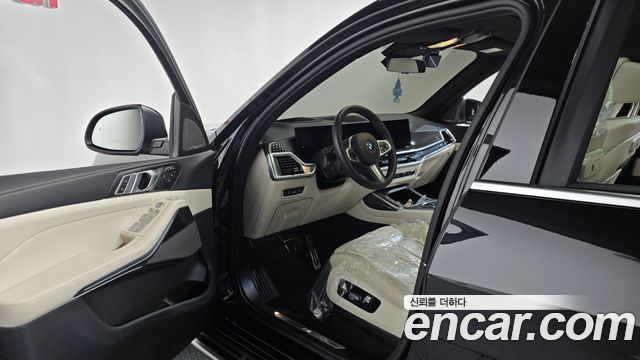 BMW X7 (G07) xDrive 40i M Sport 6STR 2025 — фото 10