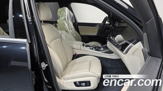 BMW X7 (G07) xDrive 40i M Sport 6STR 2025 — фото 32