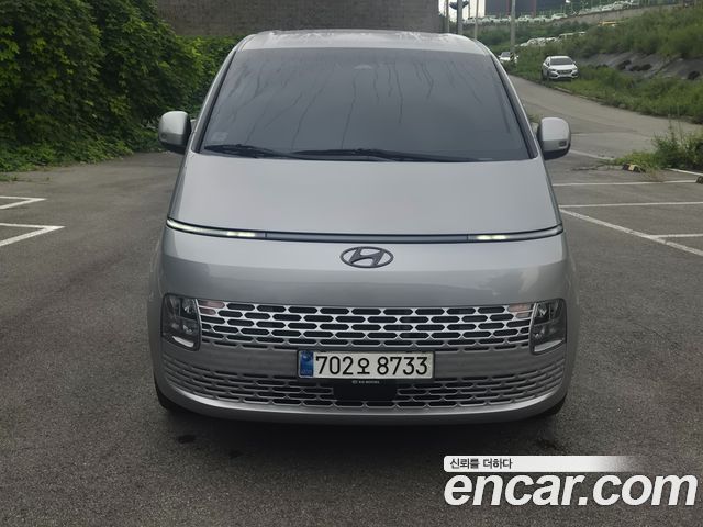 Hyundai Staria Tourer 11-Seater Modern 2025 — фото 3