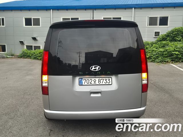 Hyundai Staria Tourer 11-Seater Modern 2025 — фото 4