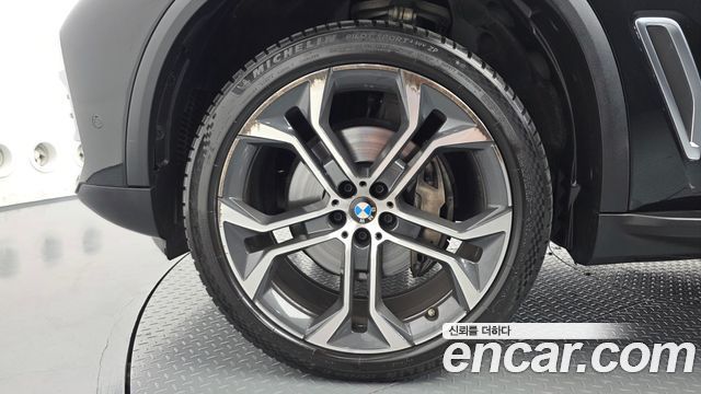 BMW X5 (G05) xDrive 30d xLine 2022 — фото 5