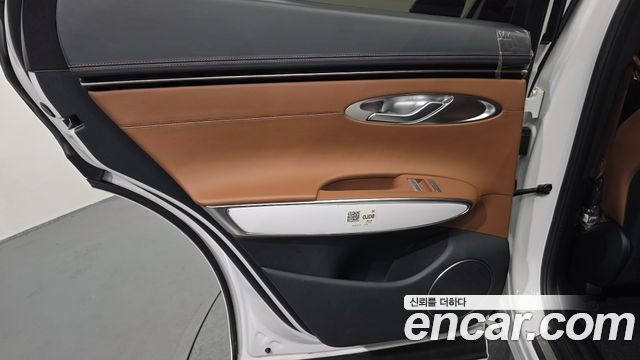 Genesis GV70 2.5T Gasoline 2WD 2023 — фото 25