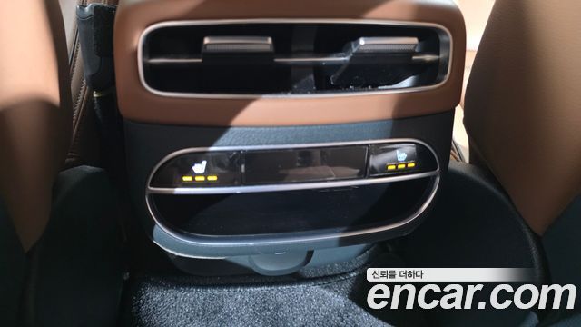 Genesis GV70 2.5T Gasoline 2WD 2023 — фото 30