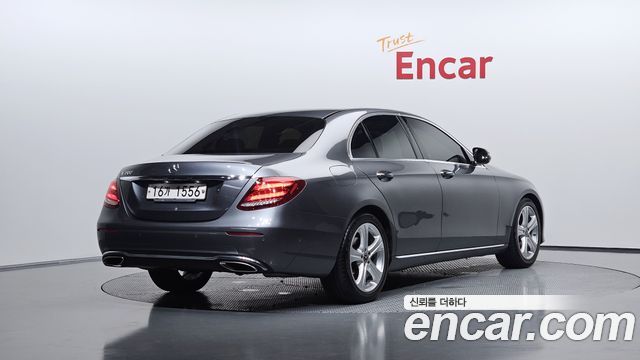 Mercedes-Benz E-Class (W213) E200 Avantgarde 2017 — фото 2