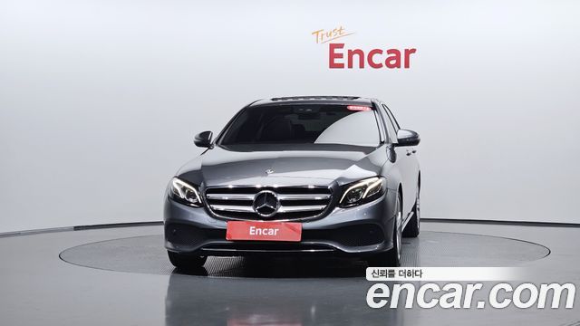 Mercedes-Benz E-Class (W213) E200 Avantgarde 2017 — фото 3