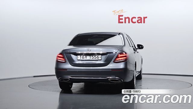 Mercedes-Benz E-Class (W213) E200 Avantgarde 2017 — фото 4