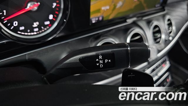 Mercedes-Benz E-Class (W213) E200 Avantgarde 2017 — фото 9