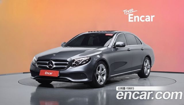 Mercedes-Benz E-Class (W213) E200 Avantgarde 2017 — фото 1