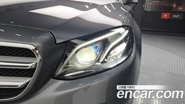 Mercedes-Benz E-Class (W213) E200 Avantgarde 2017 — фото 22