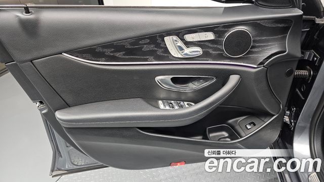 Mercedes-Benz E-Class (W213) E200 Avantgarde 2017 — фото 24