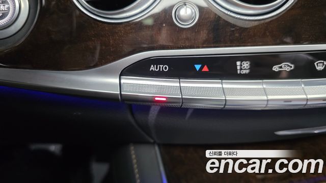 Mercedes-Benz S-Class (W222) S560L 4MATIC 2019 — фото 28