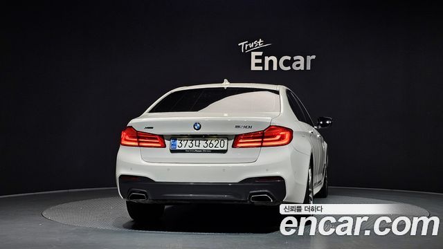 BMW 5 Series (G30) 530i xDrive M Sport Package Plus 2017 — фото 4