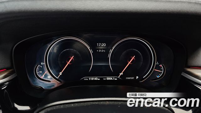 BMW 5 Series (G30) 530i xDrive M Sport Package Plus 2017 — фото 8
