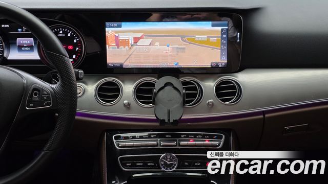 Mercedes-Benz E-Class (W213) E200 Avantgarde 2018 — фото 31