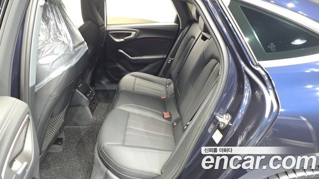 Audi A5 (B10) 40 TFSI Quattro S Line 2025 — фото 11