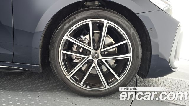 Audi A5 (B10) 40 TFSI Quattro S Line 2025 — фото 21