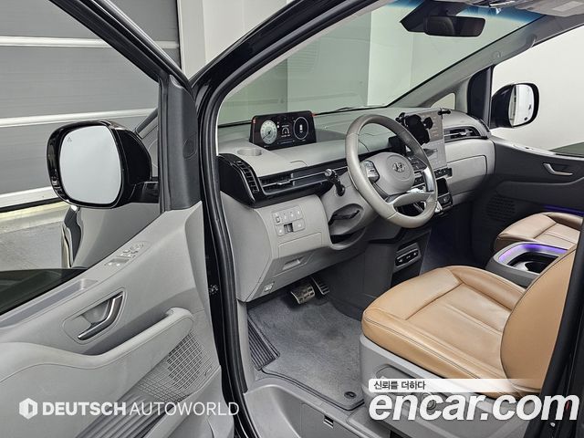 Hyundai Staria 4WD Lounge 9-Seater Inspiration 2024 — фото 15