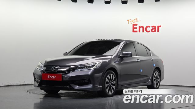 Honda Accord 2.0 Hybrid 9th