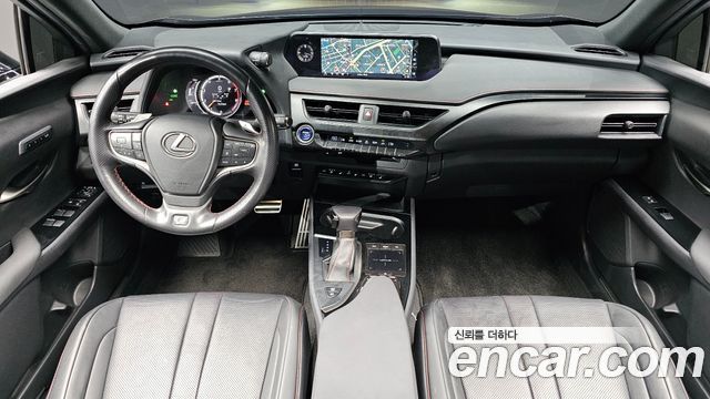 Lexus UX250h 2.0 F-Sport 2WD 2020 — фото 7