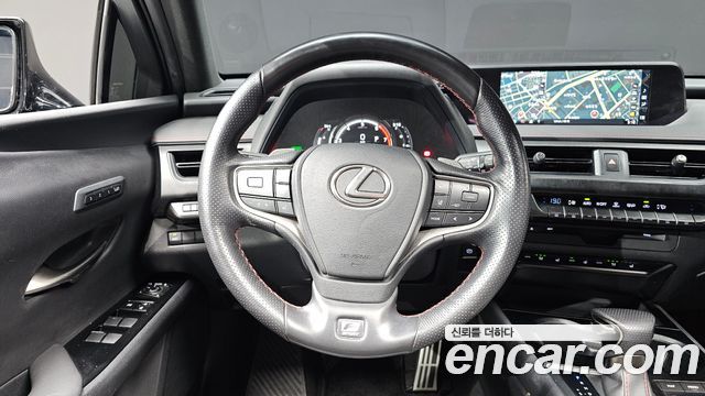 Lexus UX250h 2.0 F-Sport 2WD 2020 — фото 12