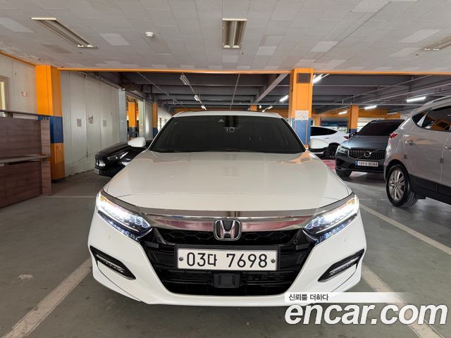 Honda Accord (X) 2.0 Hybrid Touring