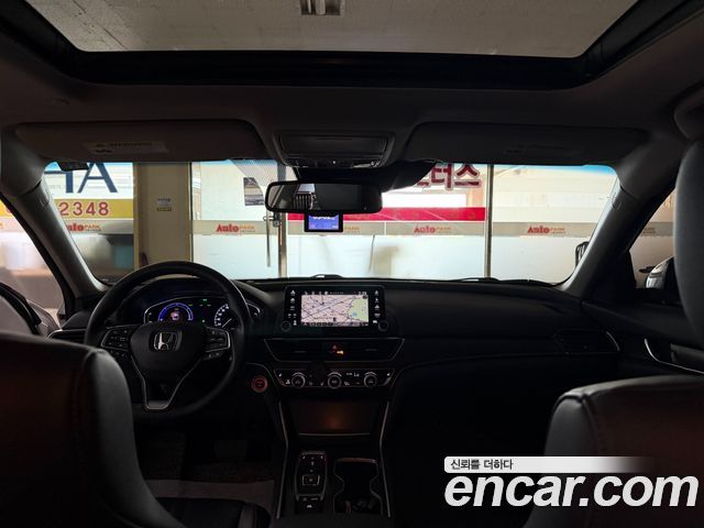 Honda Accord (X) 2.0 Hybrid Touring 2019 — фото 7