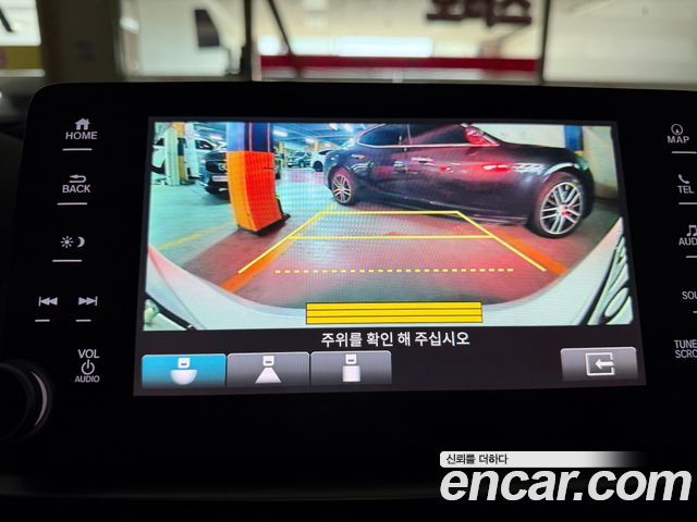 Honda Accord (X) 2.0 Hybrid Touring 2019 — фото 18