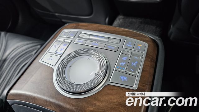 Genesis G80 (RG3) Gasoline 3.5 Turbo AWD 2022 — фото 19
