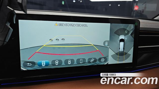 KG Mobility (SsangYong) Torres EVX E7 2024 — фото 15
