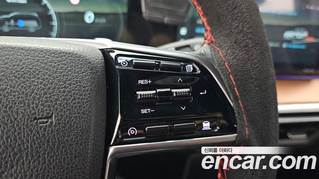 KG Mobility (SsangYong) Torres EVX E7 2024 — фото 27