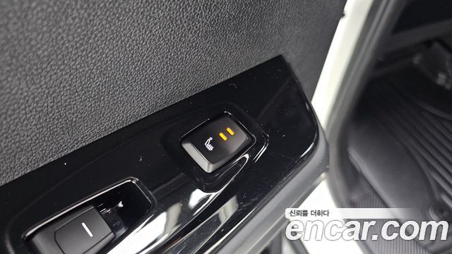 KG Mobility (SsangYong) Torres EVX E7 2024 — фото 30