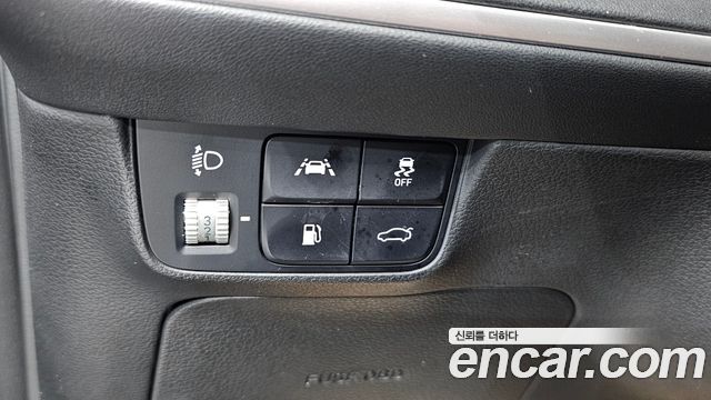 Hyundai Grandeur (IG) 3.0 LPi Rent Car Premium 2022 — фото 19
