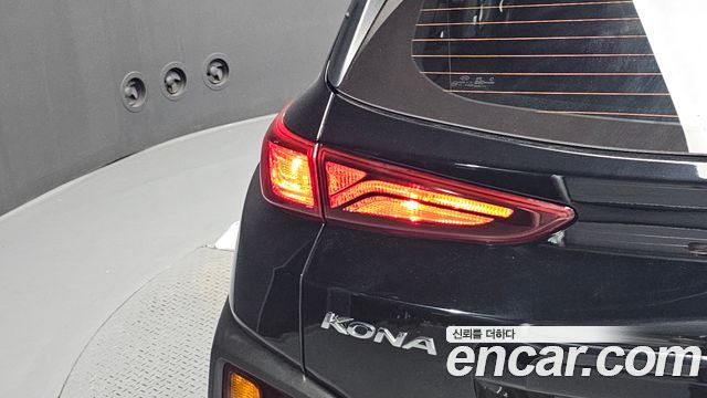 Hyundai Kona Hybrid Premium Special 2020 — фото 23