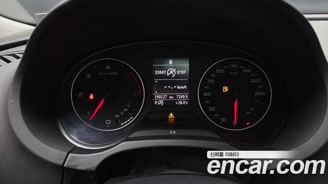 Audi A3 25 TDI Dynamic Sportback 8V 2015 — фото 8
