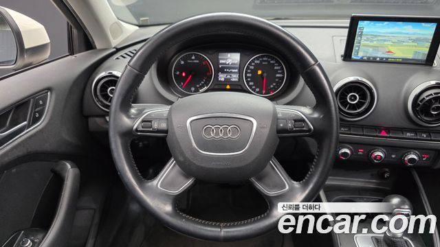 Audi A3 25 TDI Dynamic Sportback 8V 2015 — фото 13