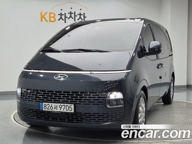 Hyundai Staria L3.5 Cargo 5-Seater Modern 2022 — фото 1