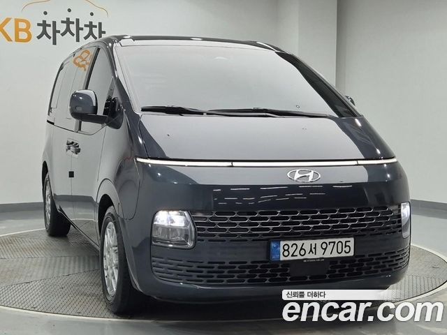 Hyundai Staria L3.5 Cargo 5-Seater Modern 2022 — фото 4