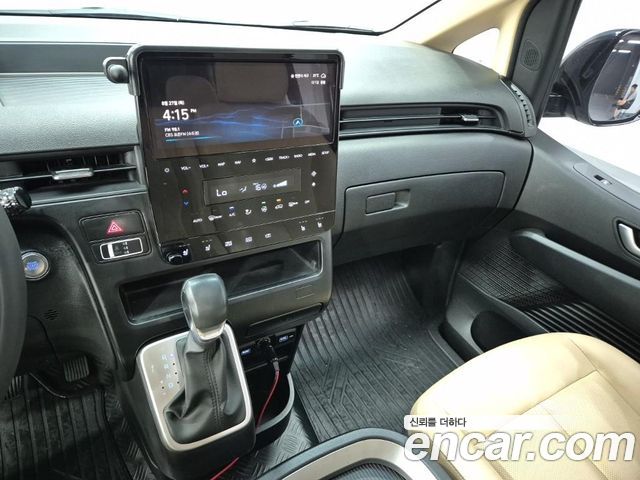 Hyundai Staria L3.5 Cargo 5-Seater Modern 2022 — фото 10