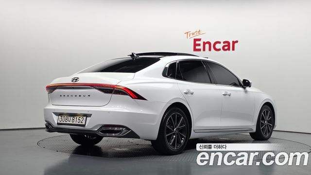 Hyundai Grandeur (IG) 2.5 Le Blanc 2023 — фото 2