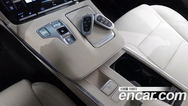 Hyundai Grandeur (IG) 2.5 Le Blanc 2023 — фото 9