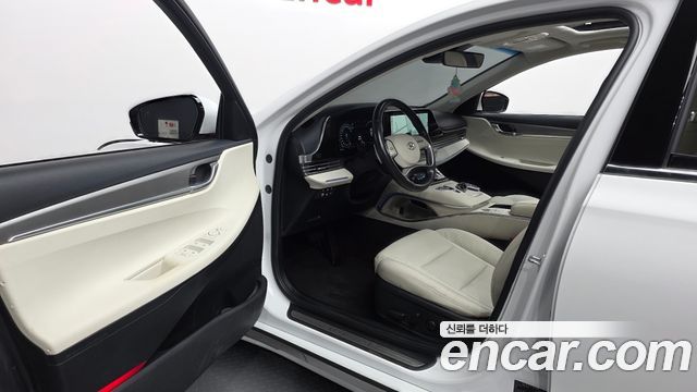 Hyundai Grandeur (IG) 2.5 Le Blanc 2023 — фото 10