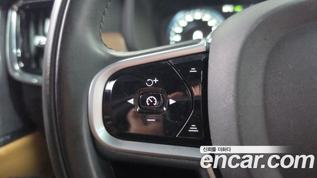 Volvo S90 D5 AWD Inscription 2019 — фото 15