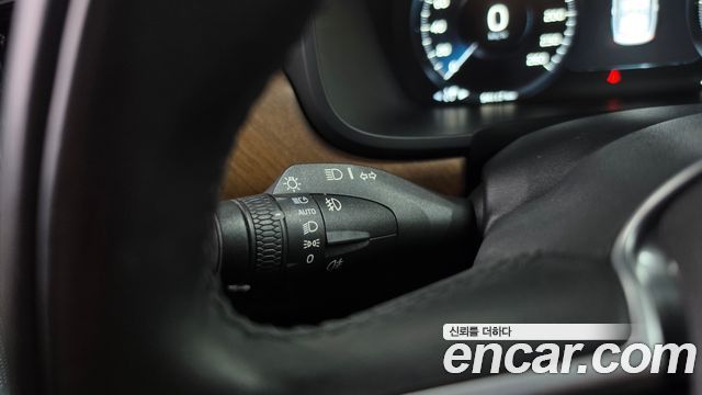 Volvo S90 D5 AWD Inscription 2019 — фото 28