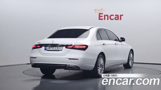 Mercedes-Benz E-Class (W213) E250 Exclusive 2022 — фото 2