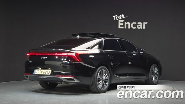 Kia K8 2.5 Gasoline 2WD Signature 2023 — фото 2