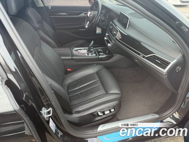 BMW 7 Series (G11) 730Ld xDrive M Sport 2018 — фото 10