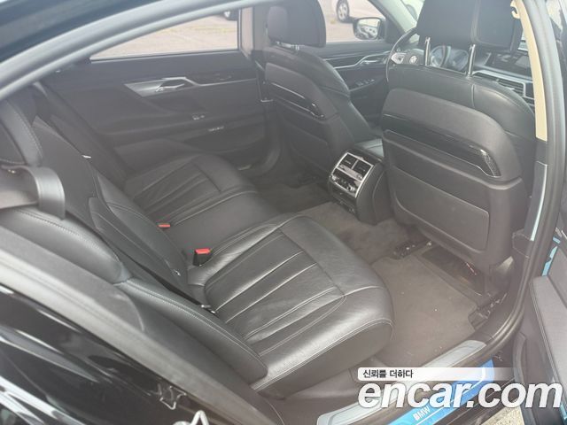 BMW 7 Series (G11) 730Ld xDrive M Sport 2018 — фото 15